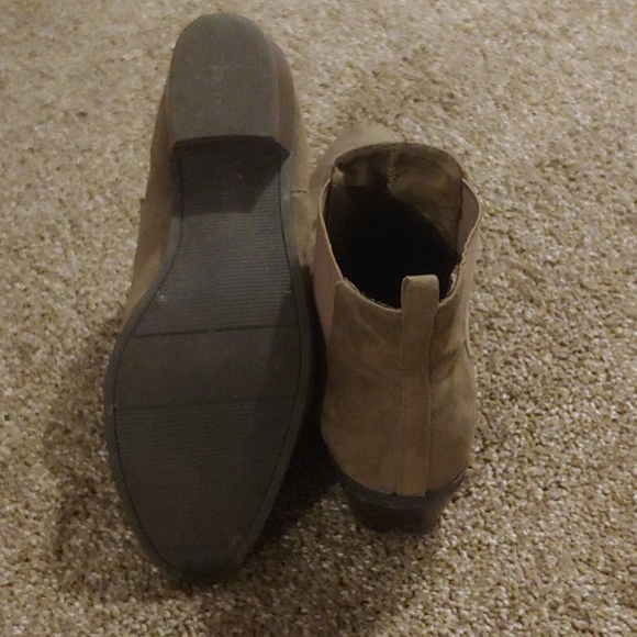 Chelsea boots - Picture 4 of 6